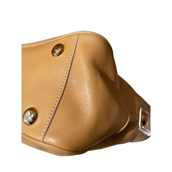 Retro Inspired Roxy Handbag - Picture 6 of 10